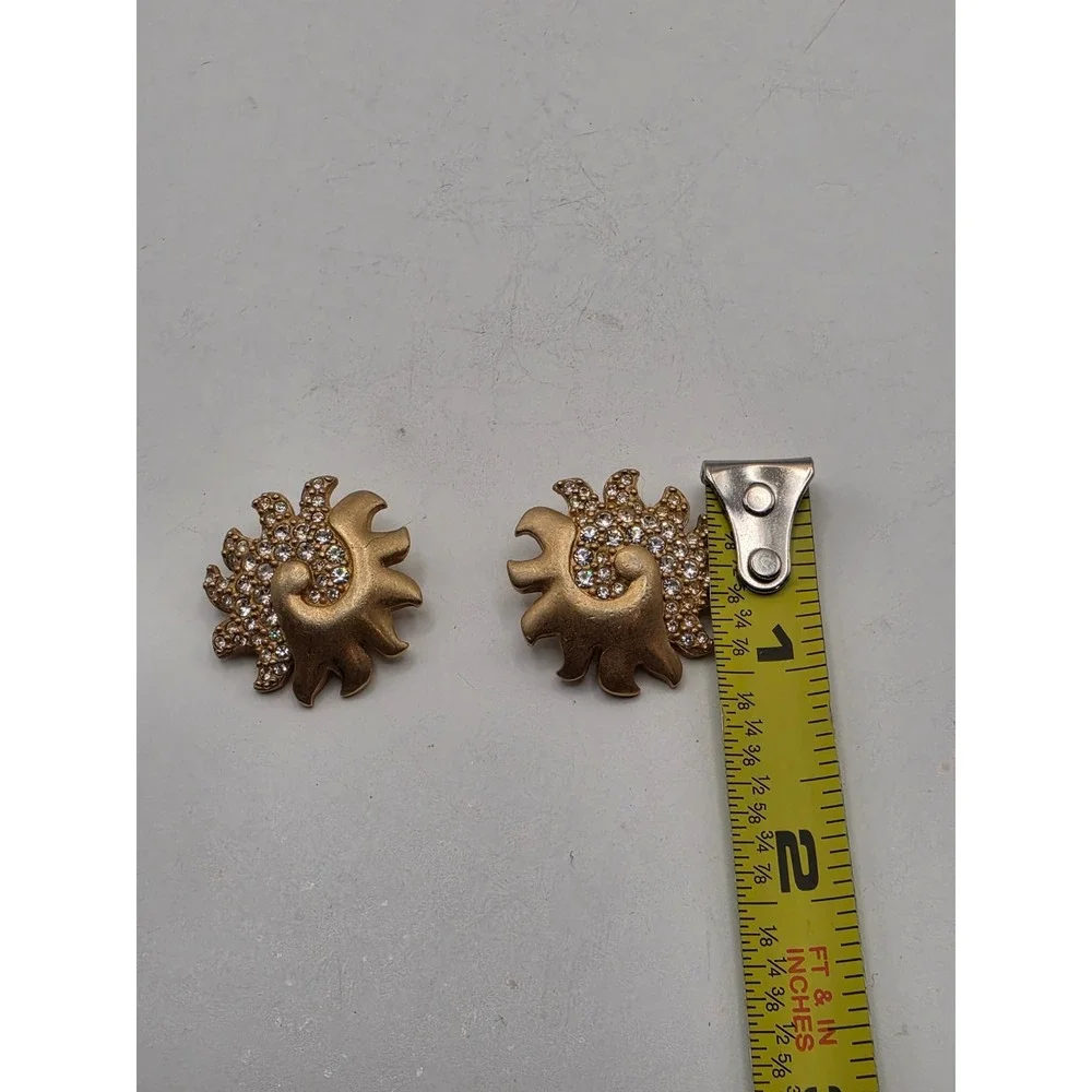Swarovski‎ Vntg Sunburst Clip On Earrings Gold Tone Crystal Celestial Swan Logo